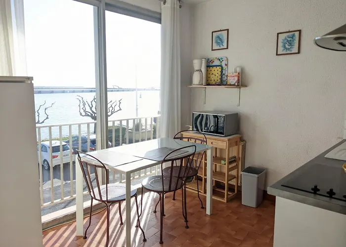 T4 Proche Et Commerces, 80m2, 6 Pers, Lave-linge, Tv - Fr-1-797-23 아파트 포르트라누벨