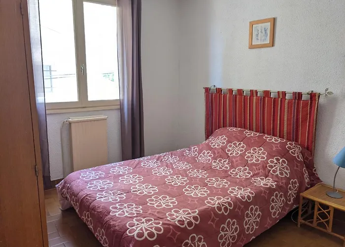 T4 Proche Et Commerces, 80m2, 6 Pers, Lave-linge, Tv - Fr-1-797-23 *